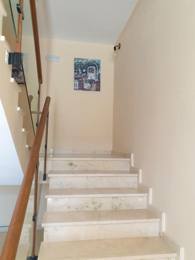 Apartamento Vacacional Pizarra ピサラ エクステリア 写真