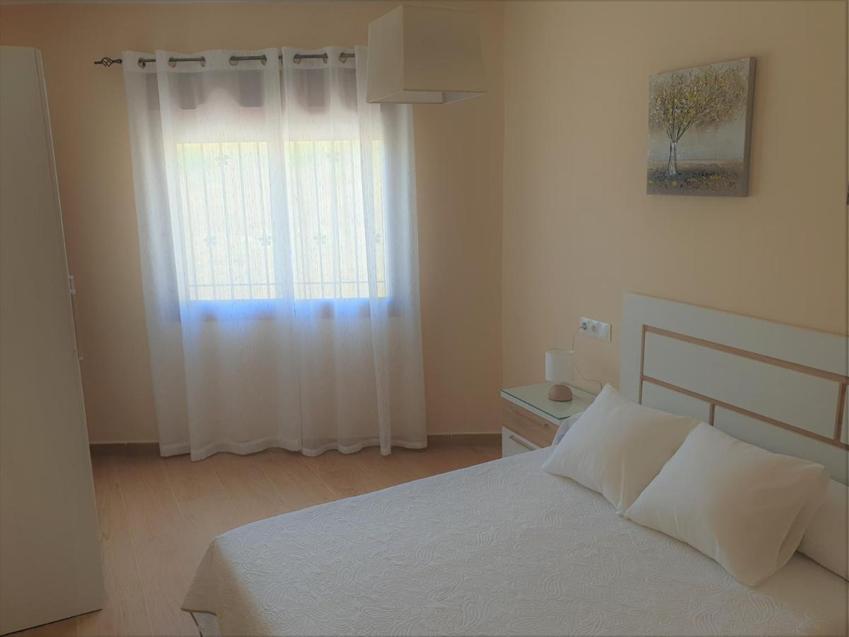 Apartamento Vacacional Pizarra ピサラ エクステリア 写真